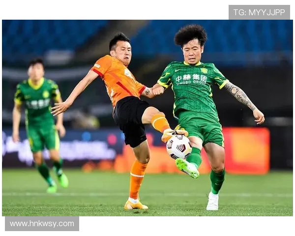 武汉足球队在总决赛中的灵活性表现与战术调整分析