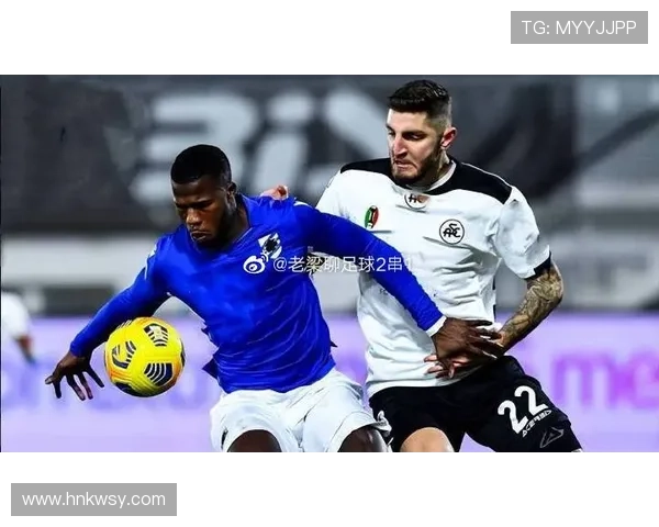 老梁深度解析足球明星背后的故事与成就揭秘