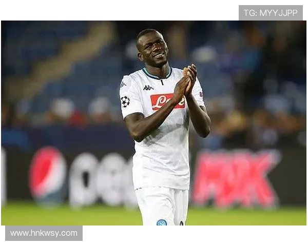 当今足坛炙手可热的明星球员盘点与分析