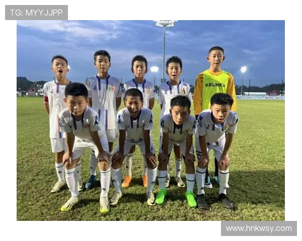 西安足球队在总决赛积分榜上以86分稳居第一名展现强劲实力