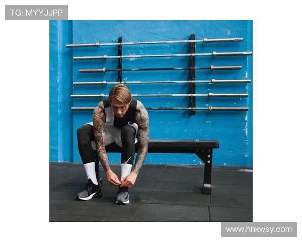 足球明星贝壳鲍姆的传奇人生与绿茵场上的辉煌成就解析